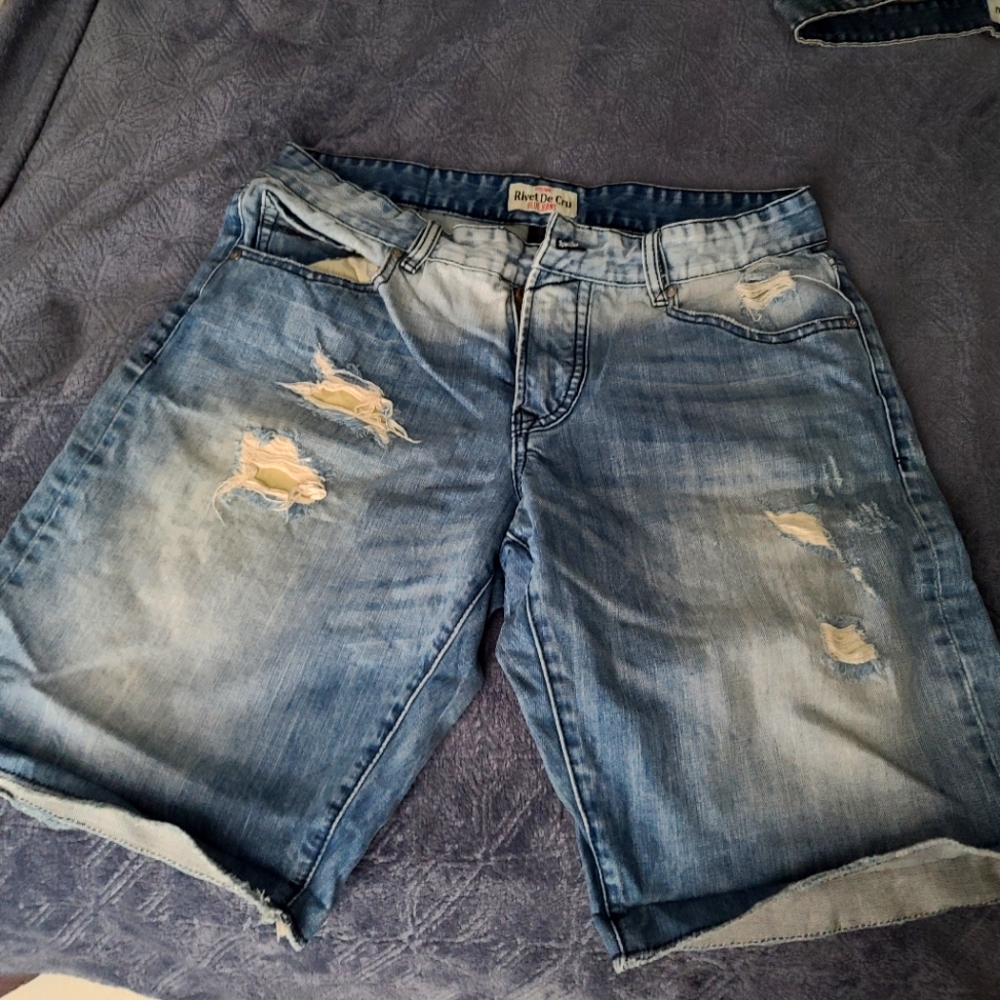 Rivet De Cru Thomas 5PKT Cut Denim Short Mens Sz36 Regular Wash Distressed Denim
